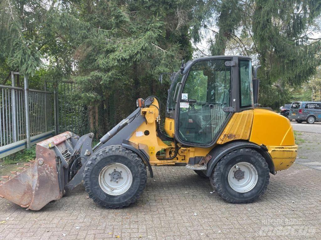 Volvo L25 Pale gommate