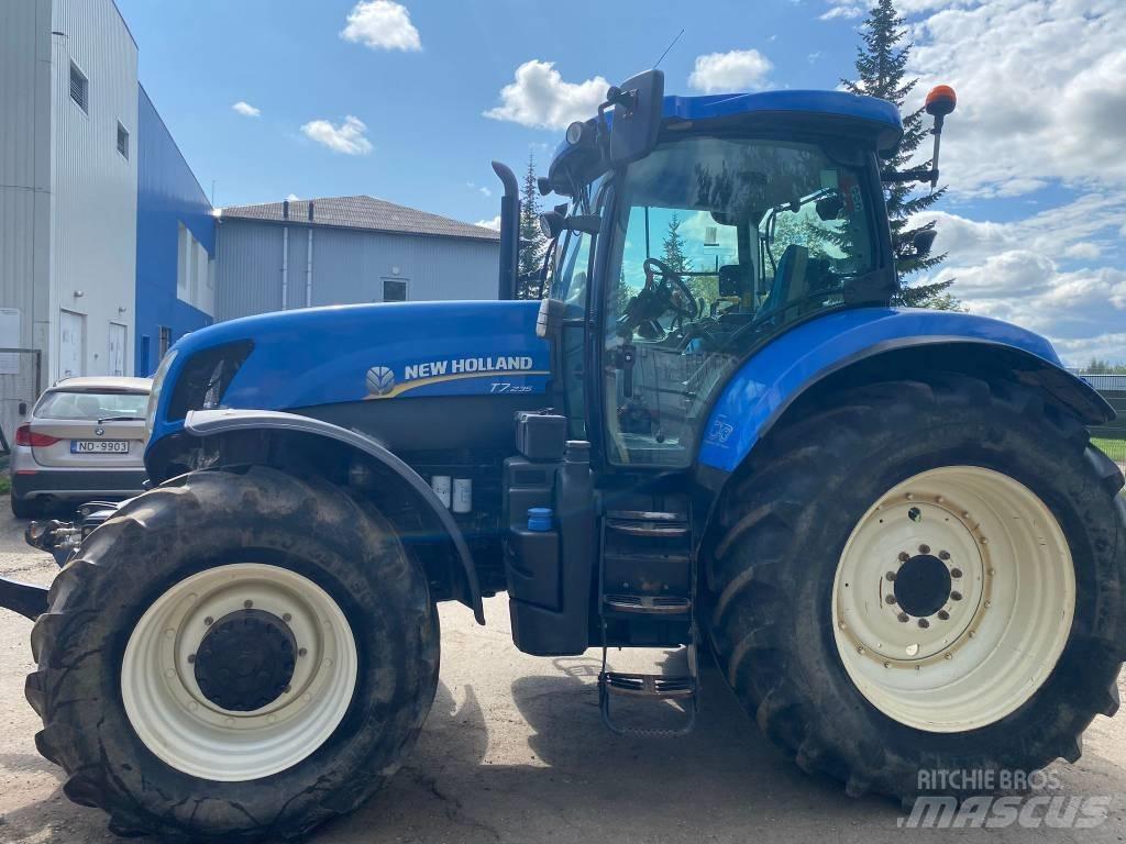 New Holland T 7.235 Trattori