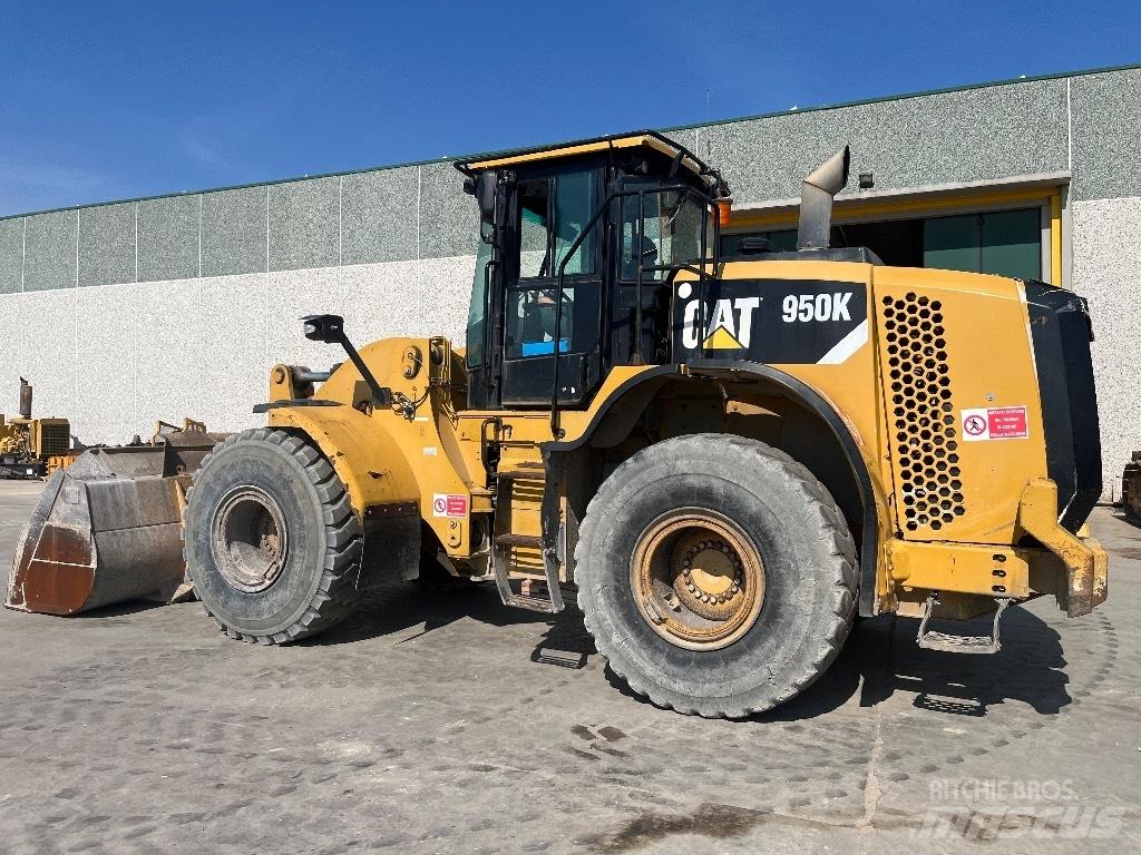 CAT 950K Pale gommate
