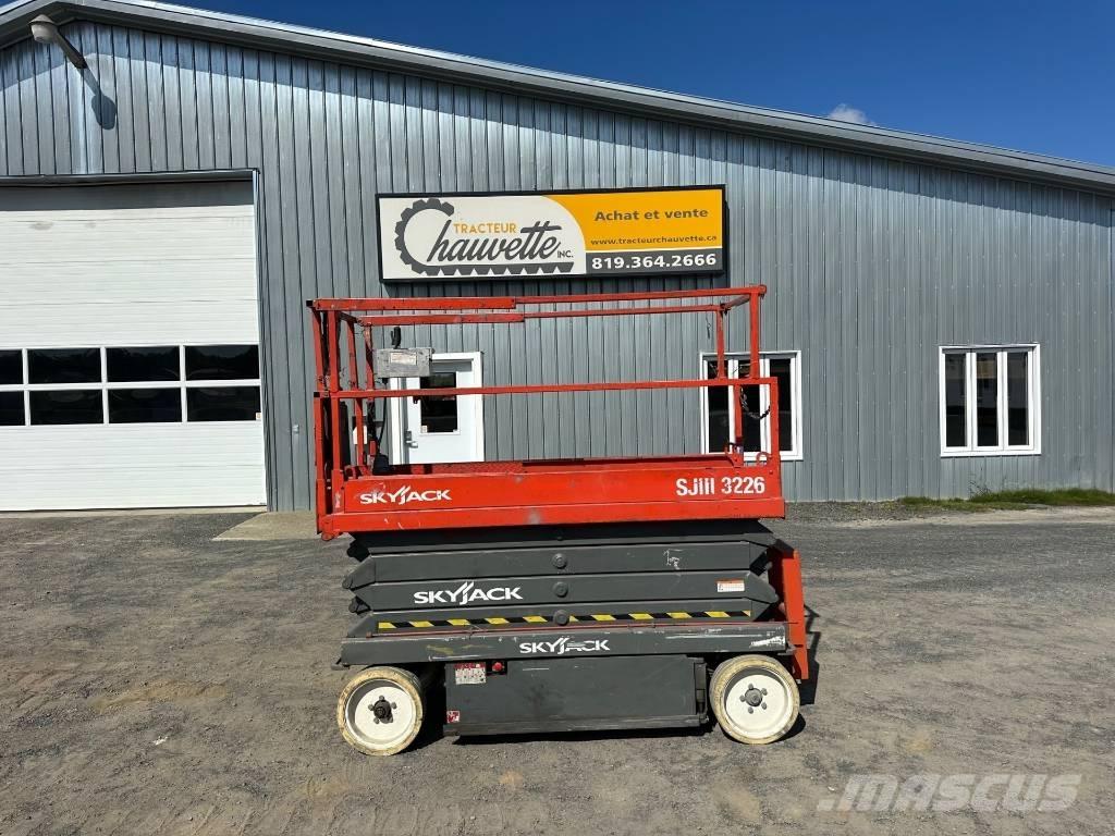 SkyJack SJ 3226 Piattaforme a pantografo