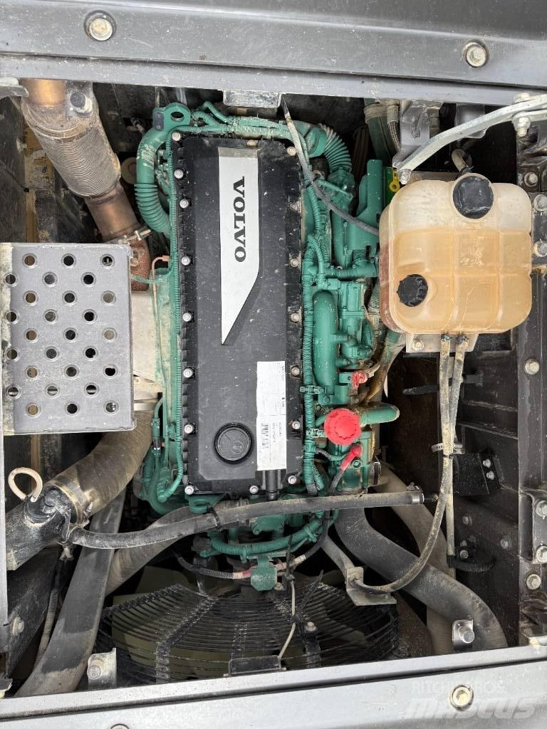 Volvo EC 300 EL Escavatori cingolati