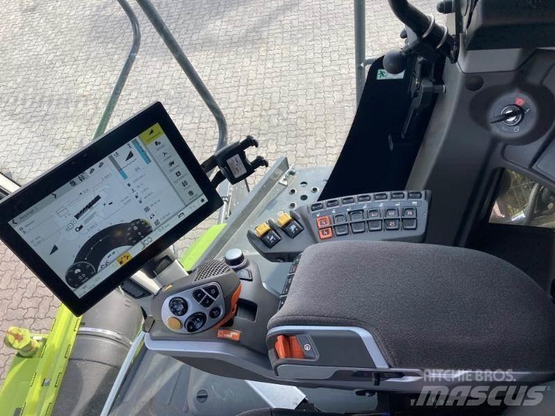 CLAAS LEXION 7500 Mietitrebbiatrici