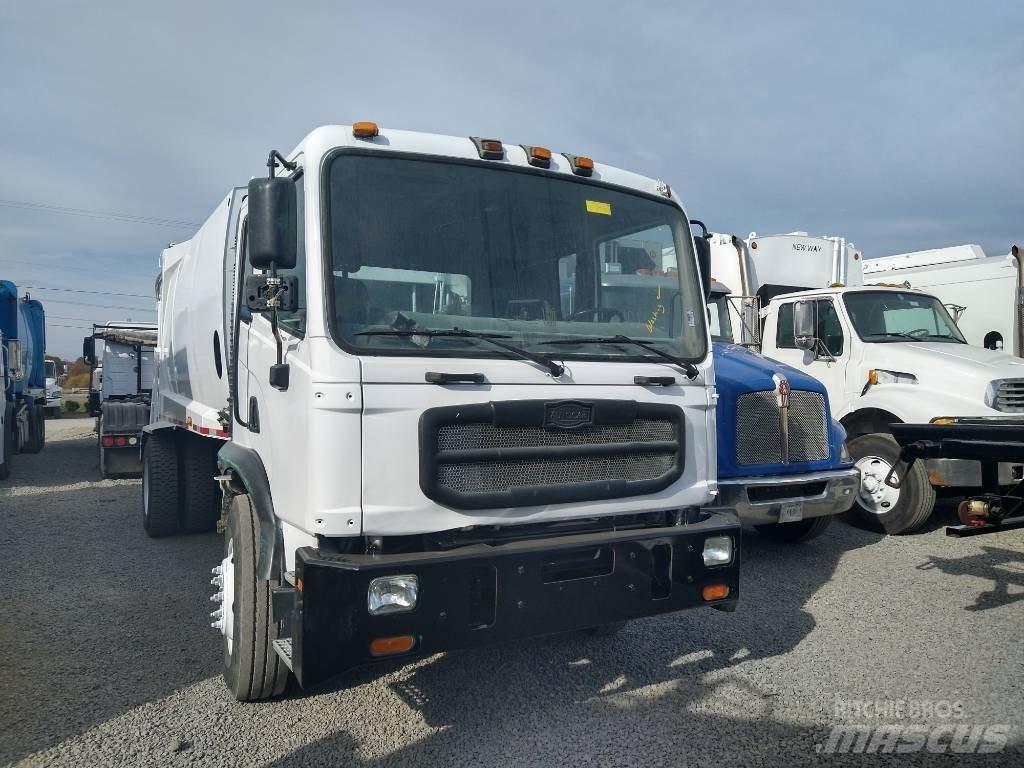 Autocar Xpert Camion dei rifiuti