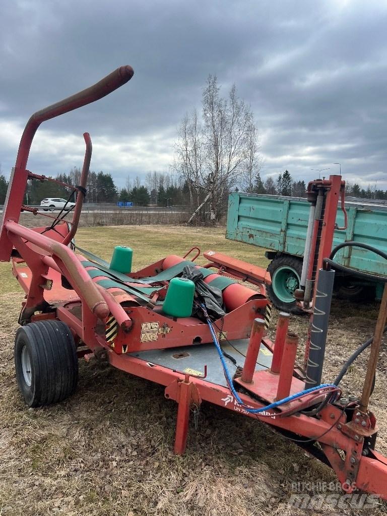 Kverneland UN 7517 Ranghinatori