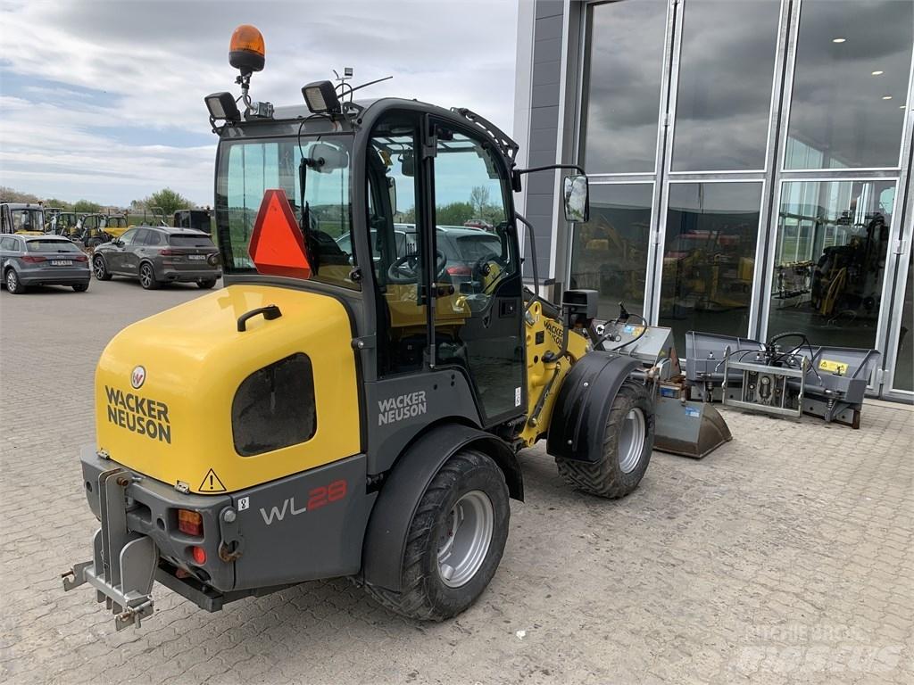 Wacker Neuson WL 28 Pale gommate