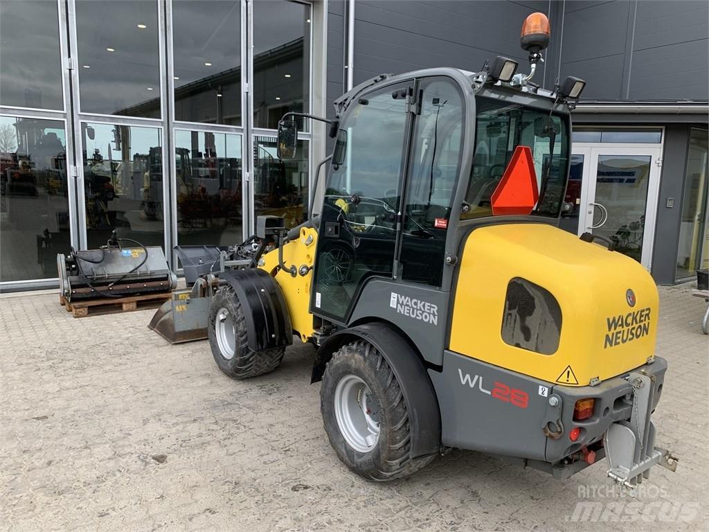 Wacker Neuson WL 28 Pale gommate