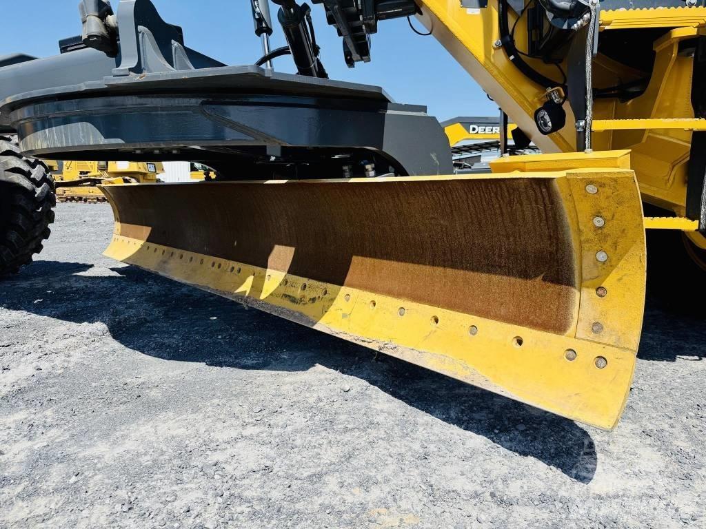 DEERE 672G Motorgraders