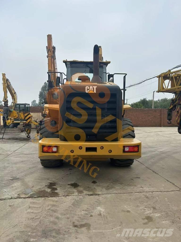 CAT 950 GC Pale gommate