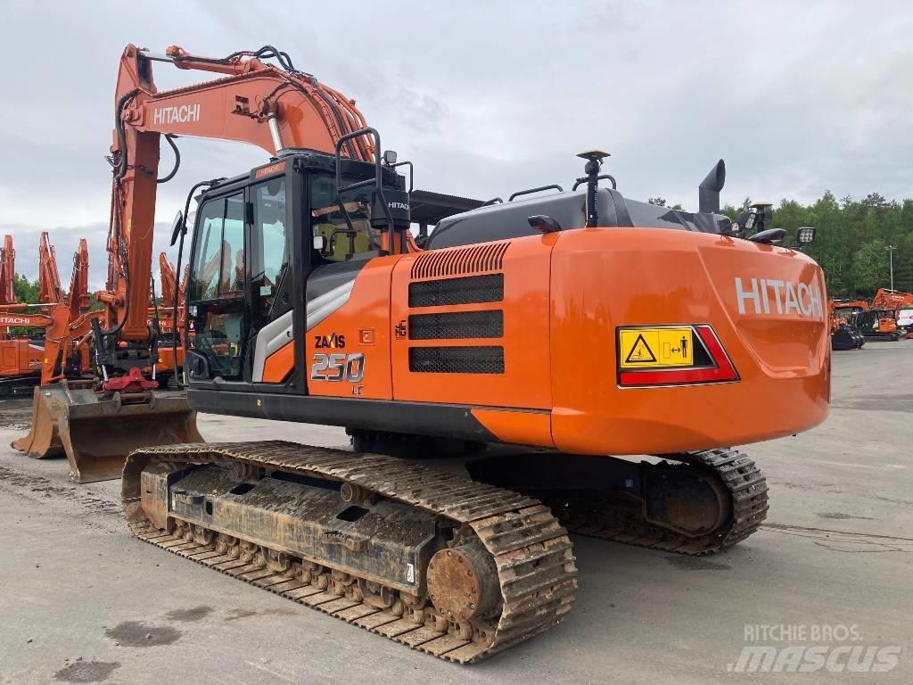 Hitachi ZX250LC-7 Escavatori cingolati