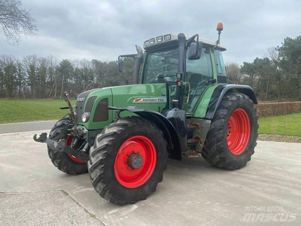 Fendt 716 Trattori