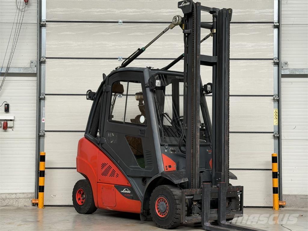 Linde H25D-02 Carrelli elevatori diesel