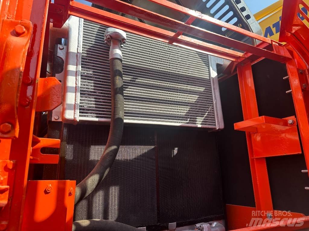 Doosan DX 300 Escavatori cingolati