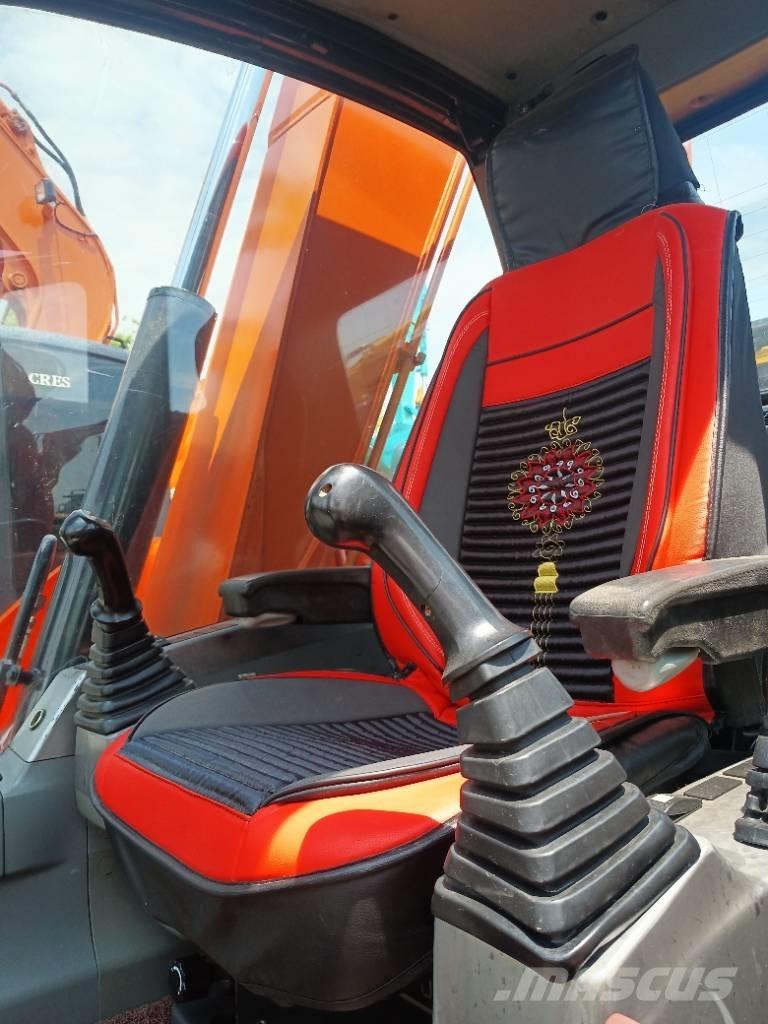 Doosan DX 75 Escavatori cingolati