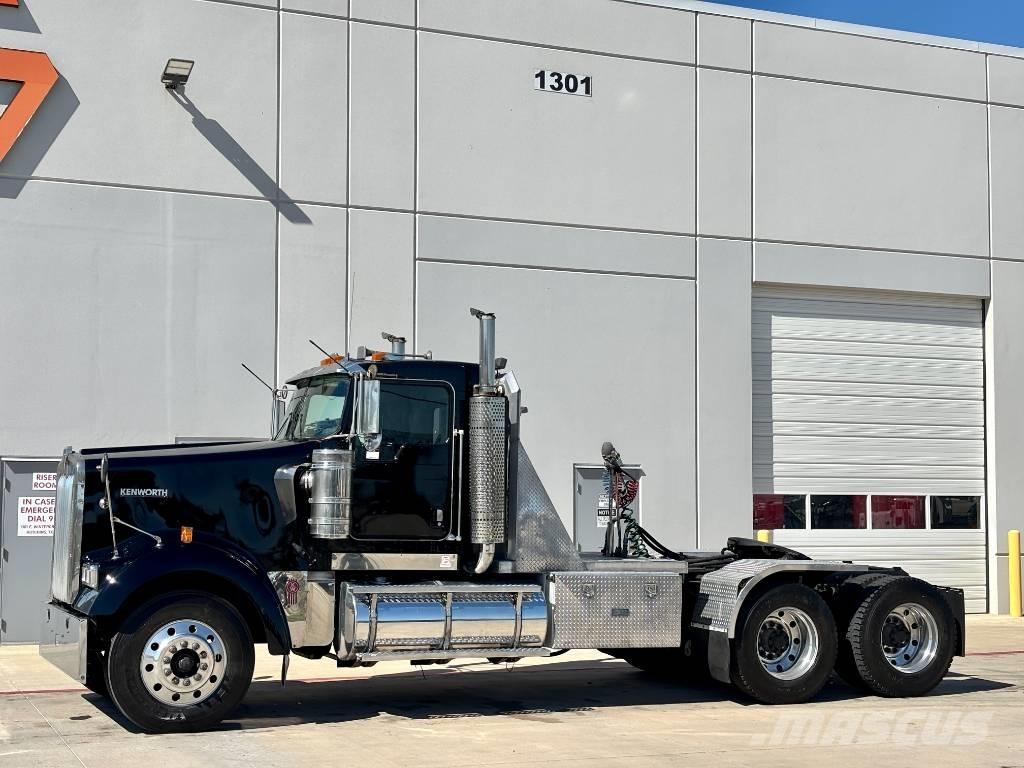 Kenworth W 900 Motrici e Trattori Stradali