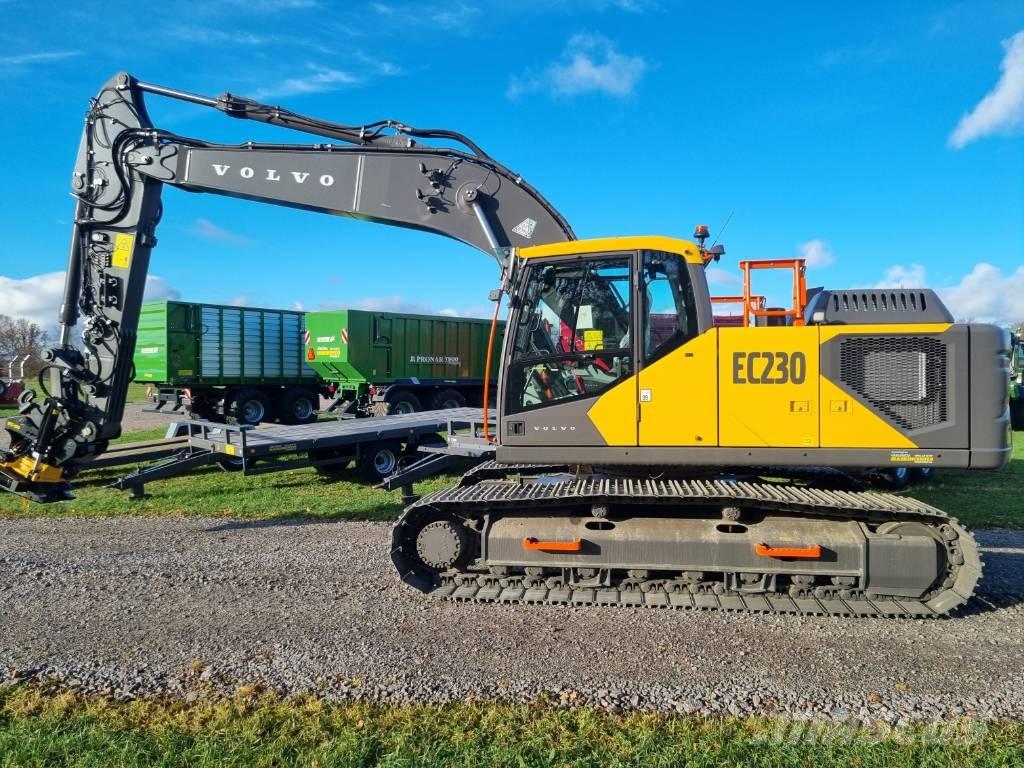 Volvo EC230 F Escavatori cingolati