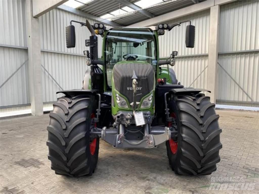 Fendt 724 Vario S4 Trattori