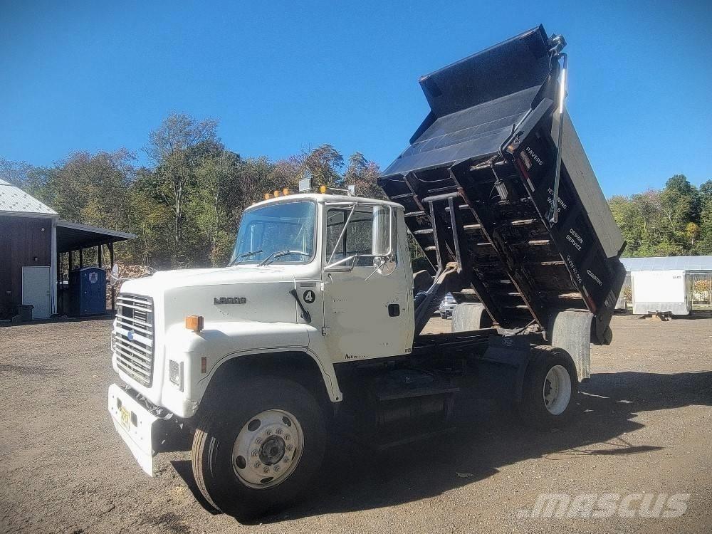 Ford L8000 Camion ribaltabili