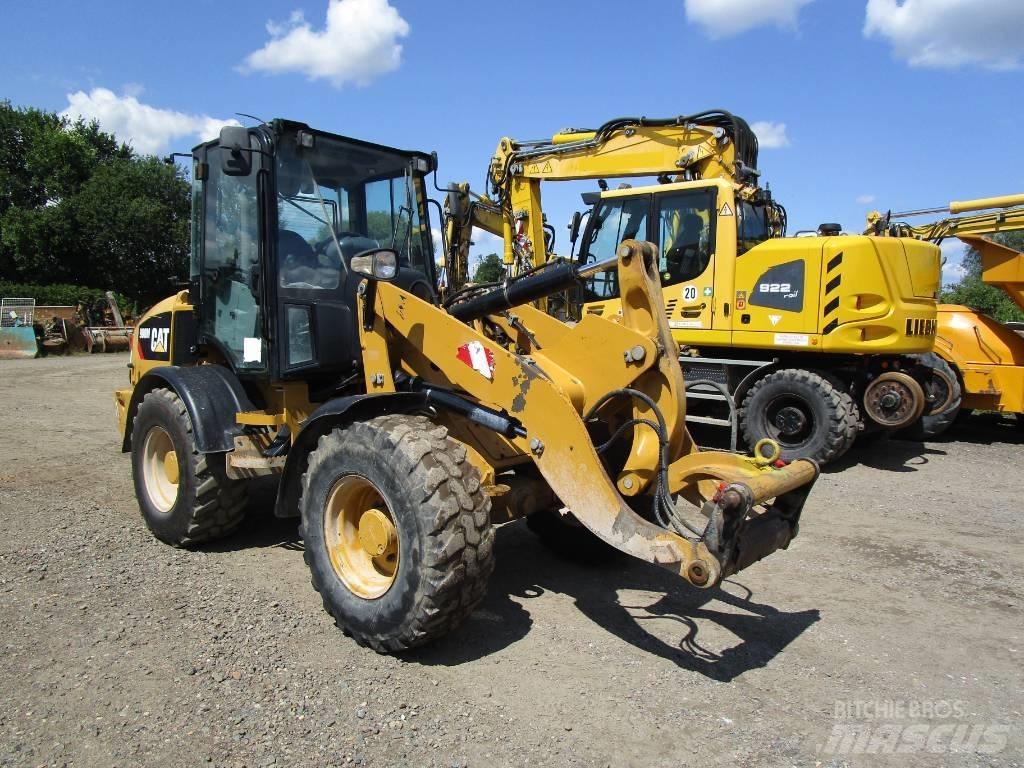 CAT 908 M Pale gommate