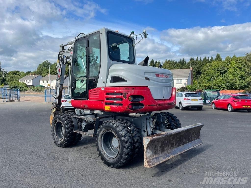 Takeuchi TB295W Escavatori gommati