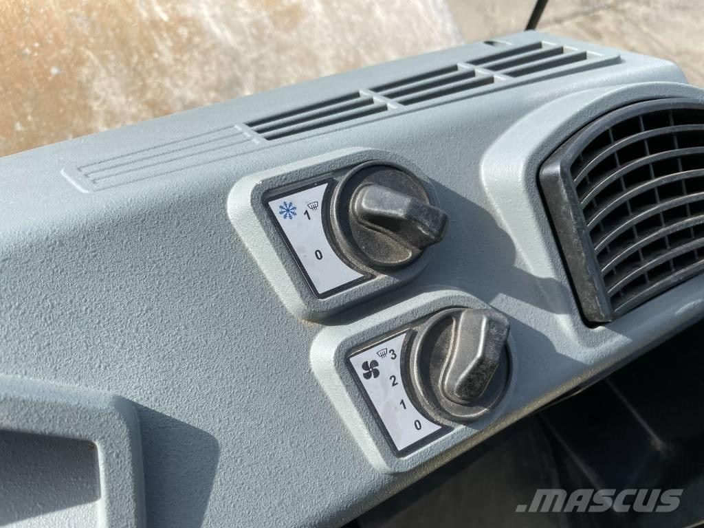 Bomag BW 213 D-5 Rulli monotamburo