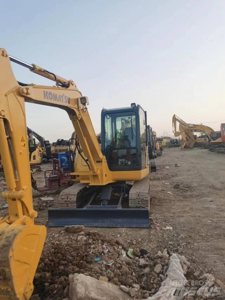 Komatsu PC 56 Miniescavatori