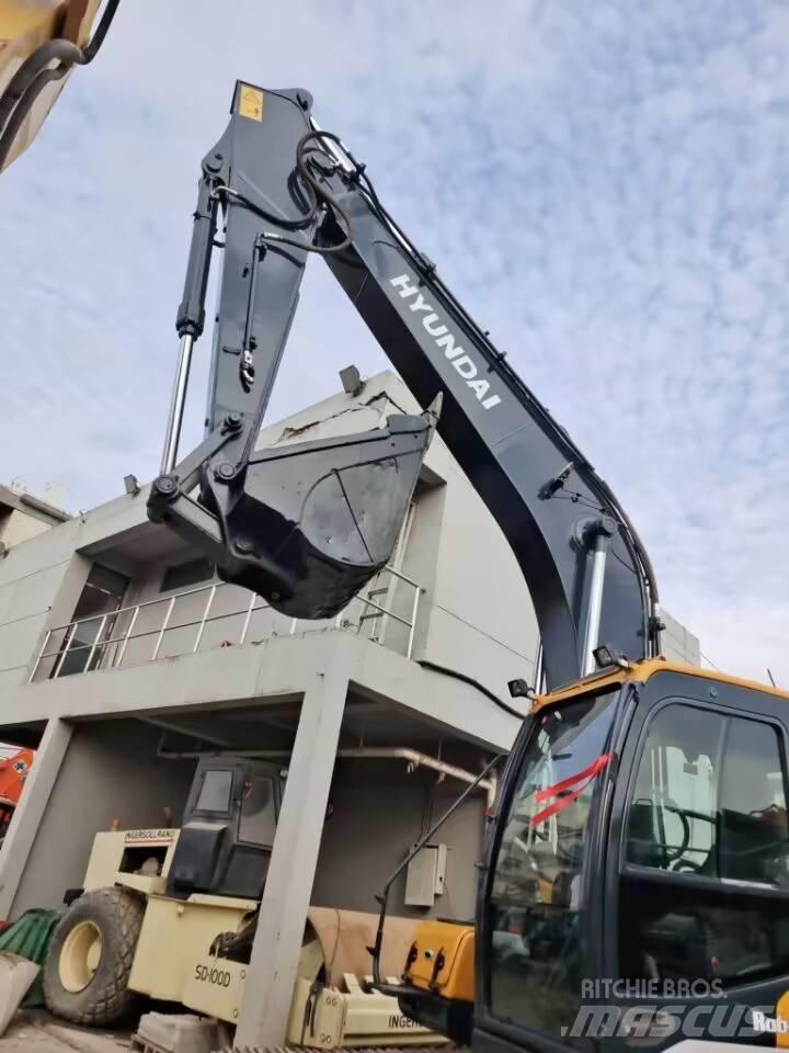 Hyundai 210w-9 Escavatori gommati