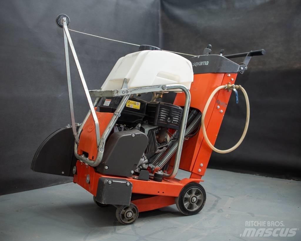 Husqvarna FS413 Macchinari Tagliasfalto