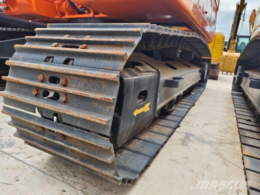 Doosan DX225LC-9C Escavatori cingolati
