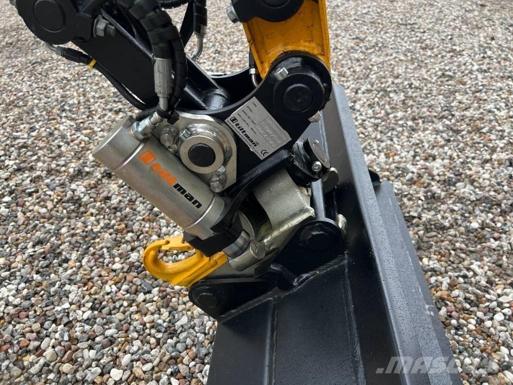 JCB 19 C-1 Miniescavatori