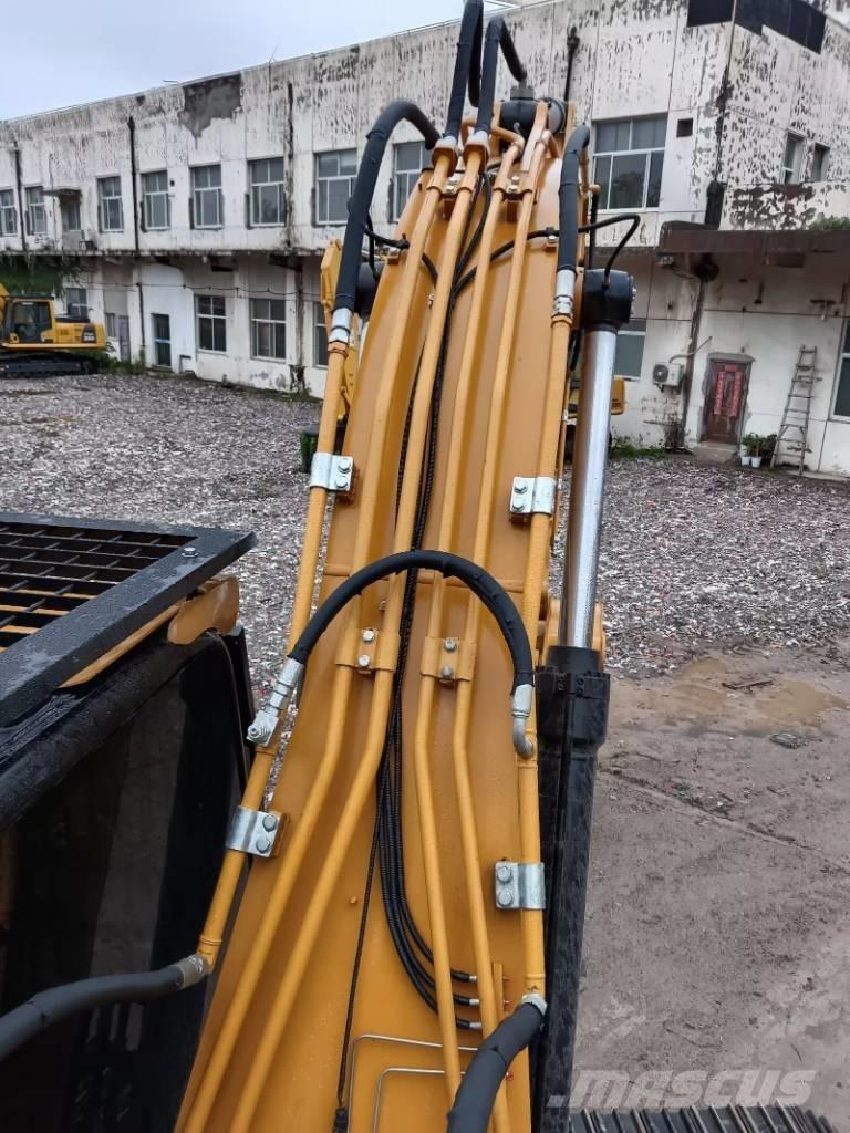 CAT 324 D L Escavatori cingolati