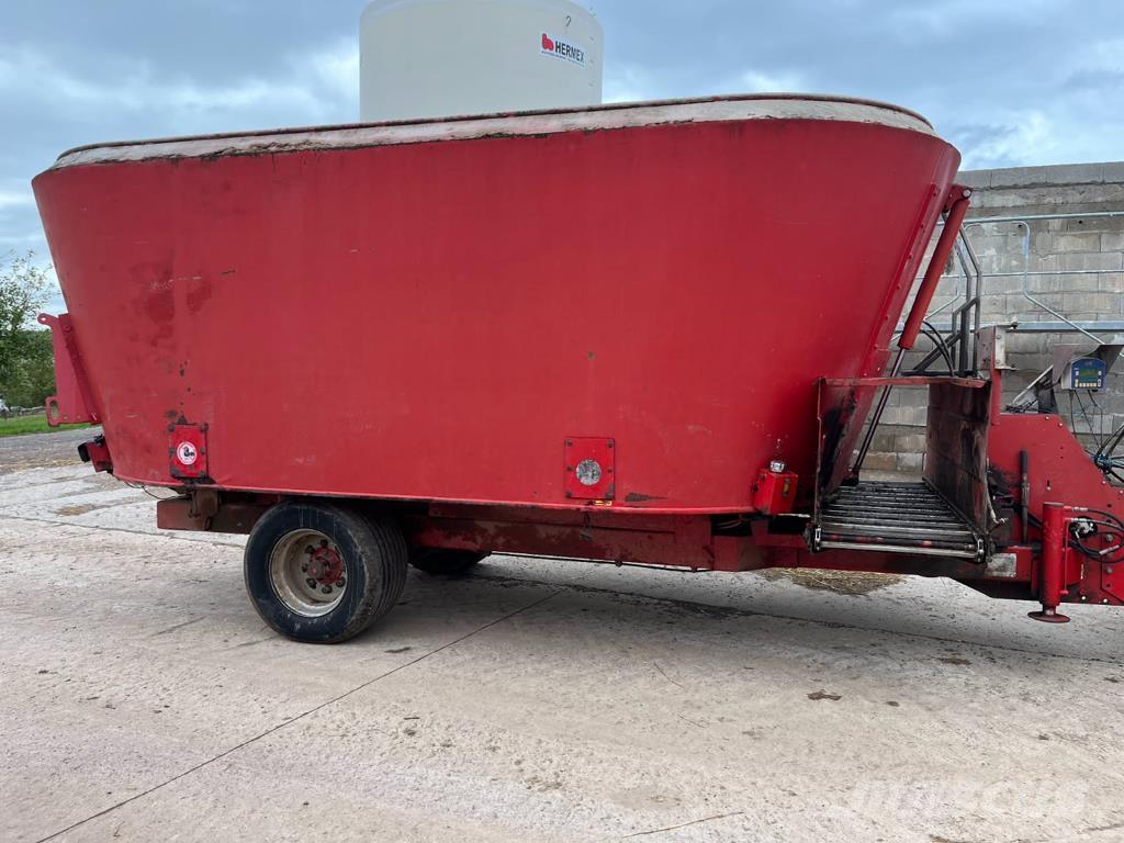 Trioliet AVM 24 Alimentatori
