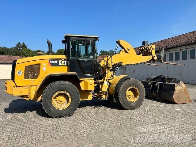 CAT 938 M Pale gommate