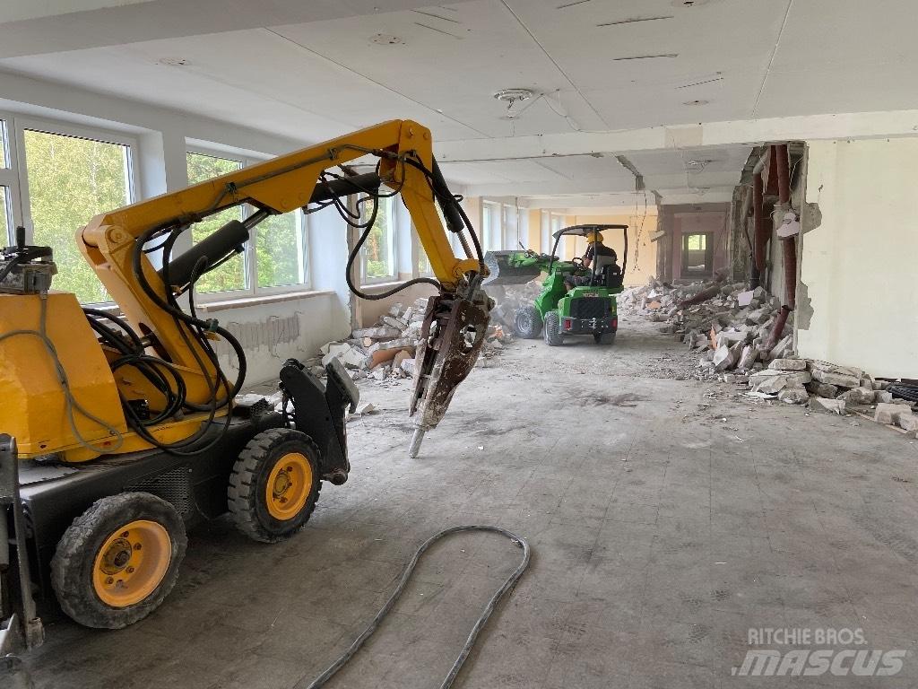 Brokk 250 Escavatori da demolizione