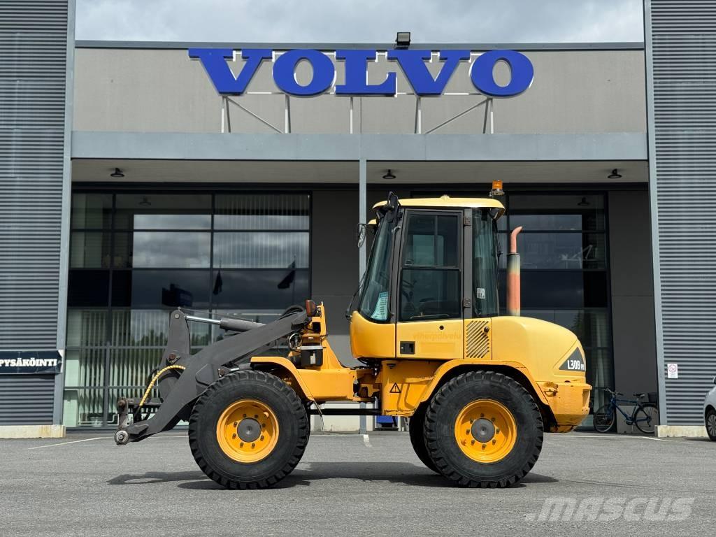 Volvo L 30 B Pale gommate