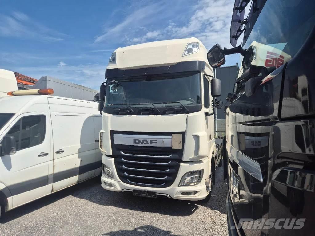 DAF XF 460 6x2 Motrici scarrabili
