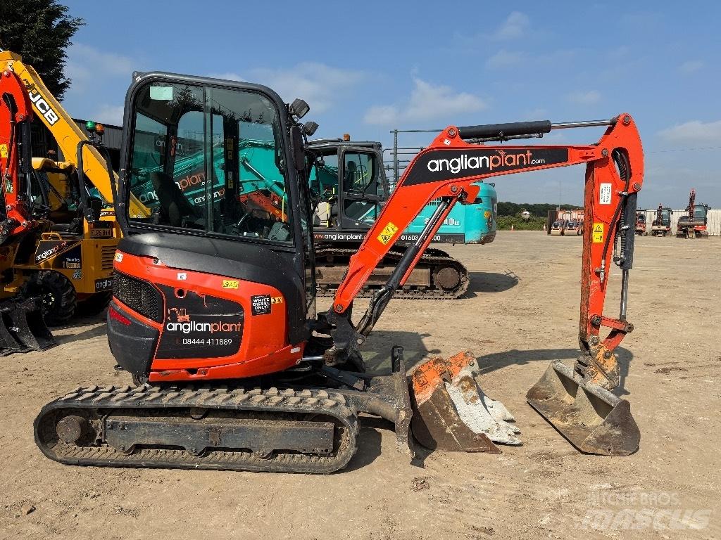 Kubota U 27-4 Miniescavatori