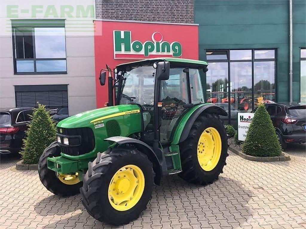 John Deere 5070 m Trattori