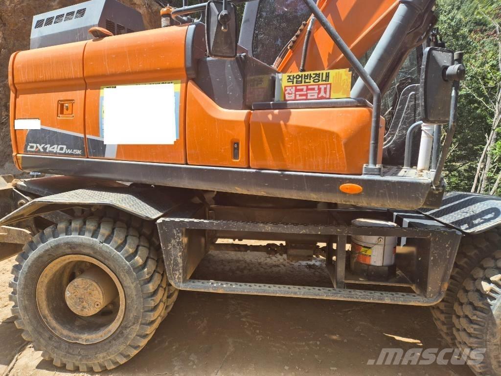 Doorne-Daf DX140W-5 Escavatori gommati