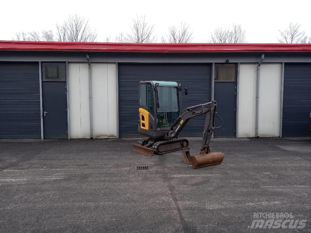 Volvo EC 15 Miniescavatori