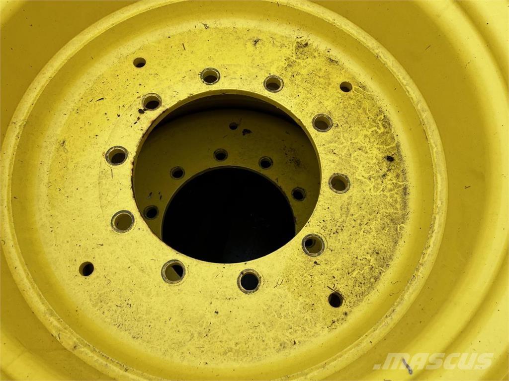 John Deere 15x28 Pneumatici, ruote e cerchioni
