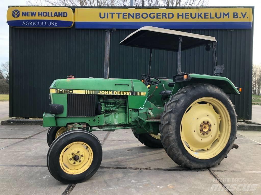 John Deere 1850 Trattori