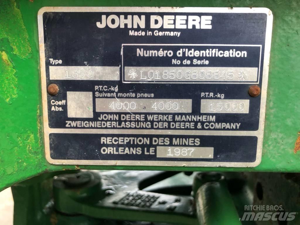 John Deere 1850 Trattori