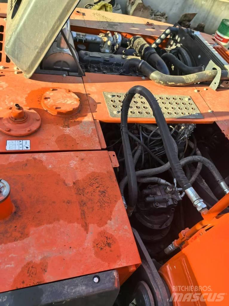 Hitachi ZX 240-3 Escavatori cingolati