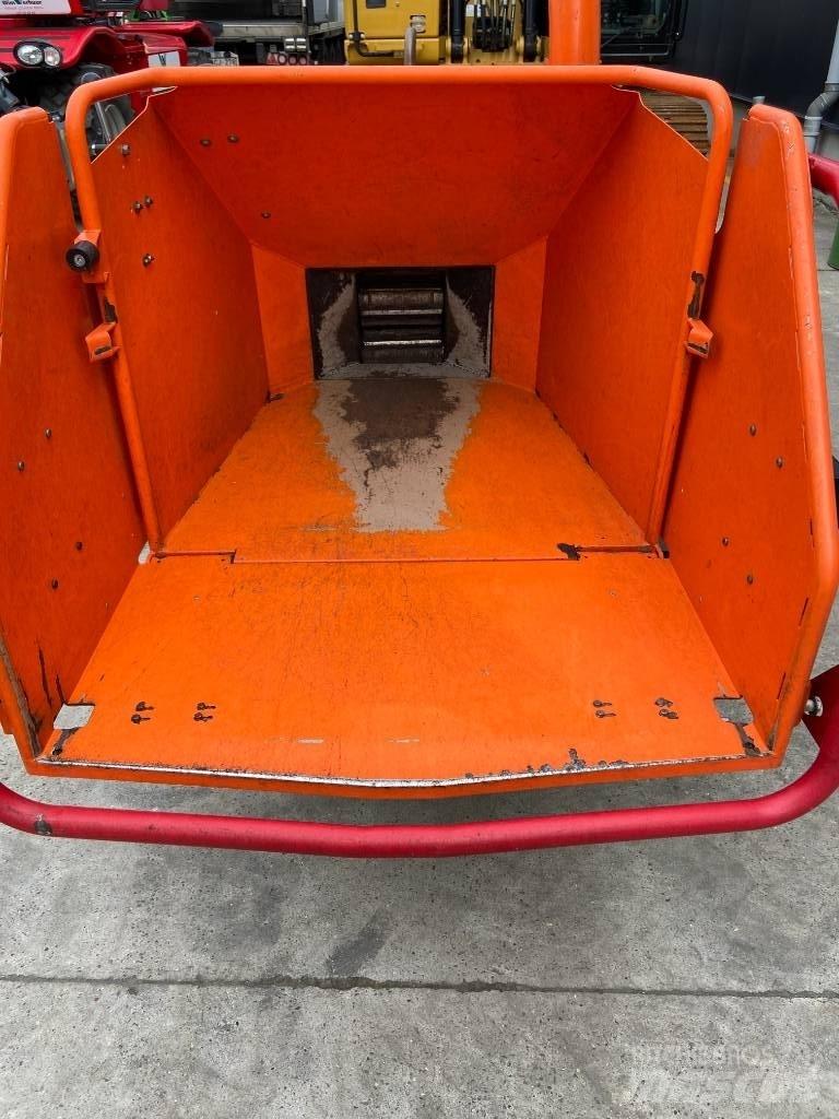 Timberwolf TW230/DHB Cippatrice