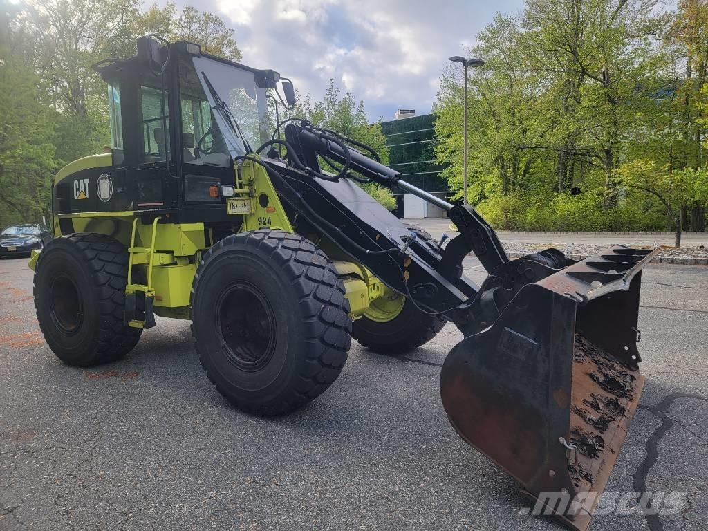 CAT 924 G Pale gommate