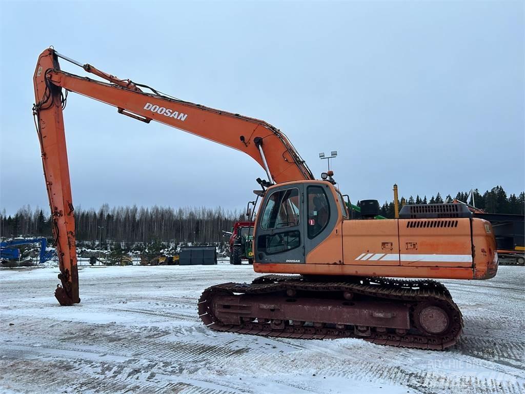 Doosan DX300LC Escavatori a lunga portata