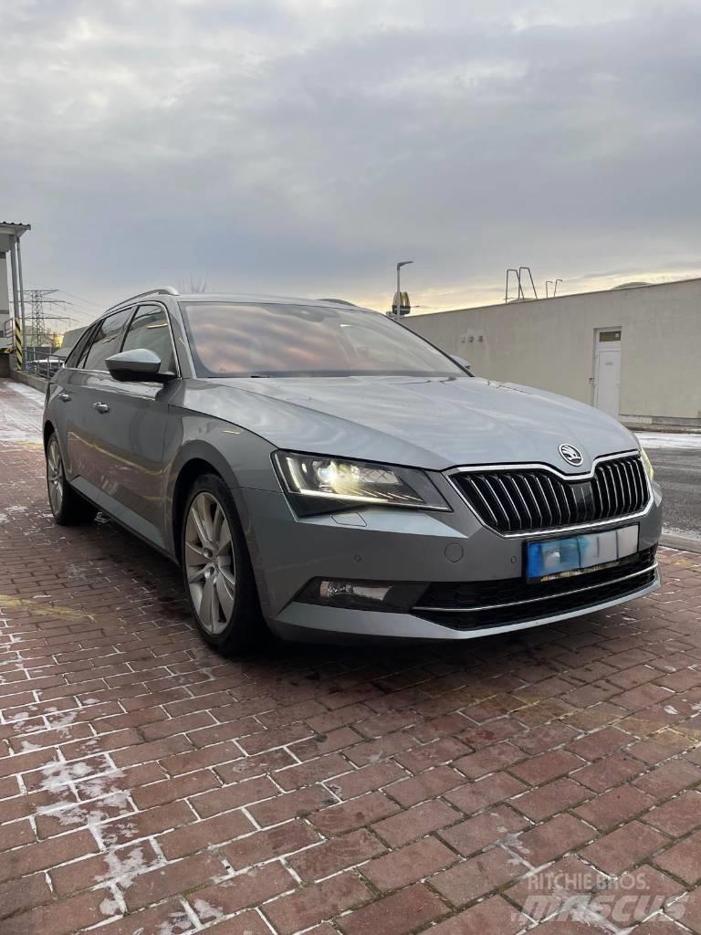 Skoda Superb Auto