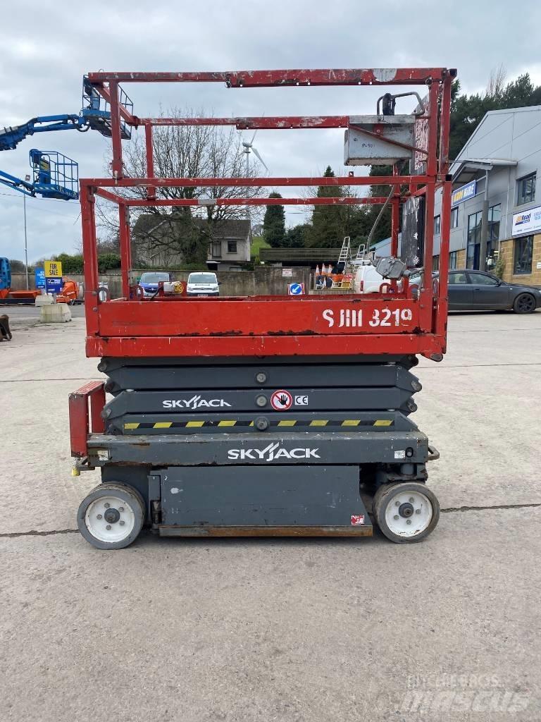 SkyJack SJ 3219 Piattaforme a pantografo