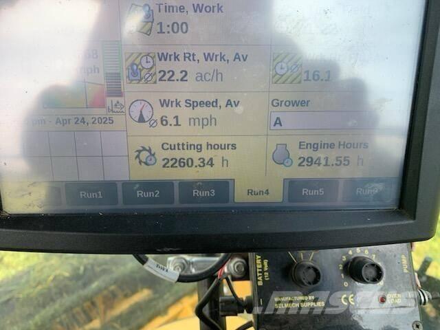New Holland Fr780 Trince semoventi