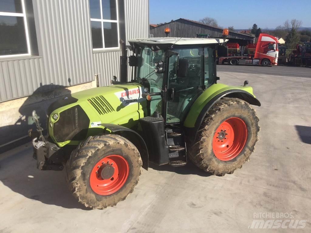CLAAS ARION 620 Trattori